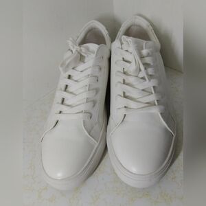 Nordstrom Rack Ortholite Women's Lace Up Sneakers Size (8.5)